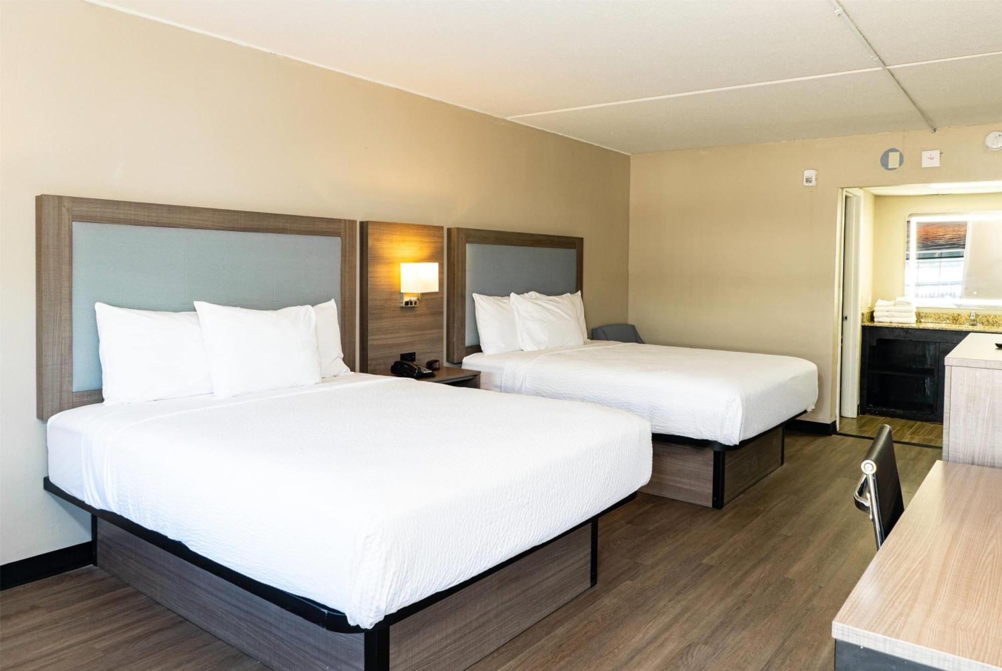 Baymont By Wyndham Corpus Christi Airport Hotel Eksteriør billede