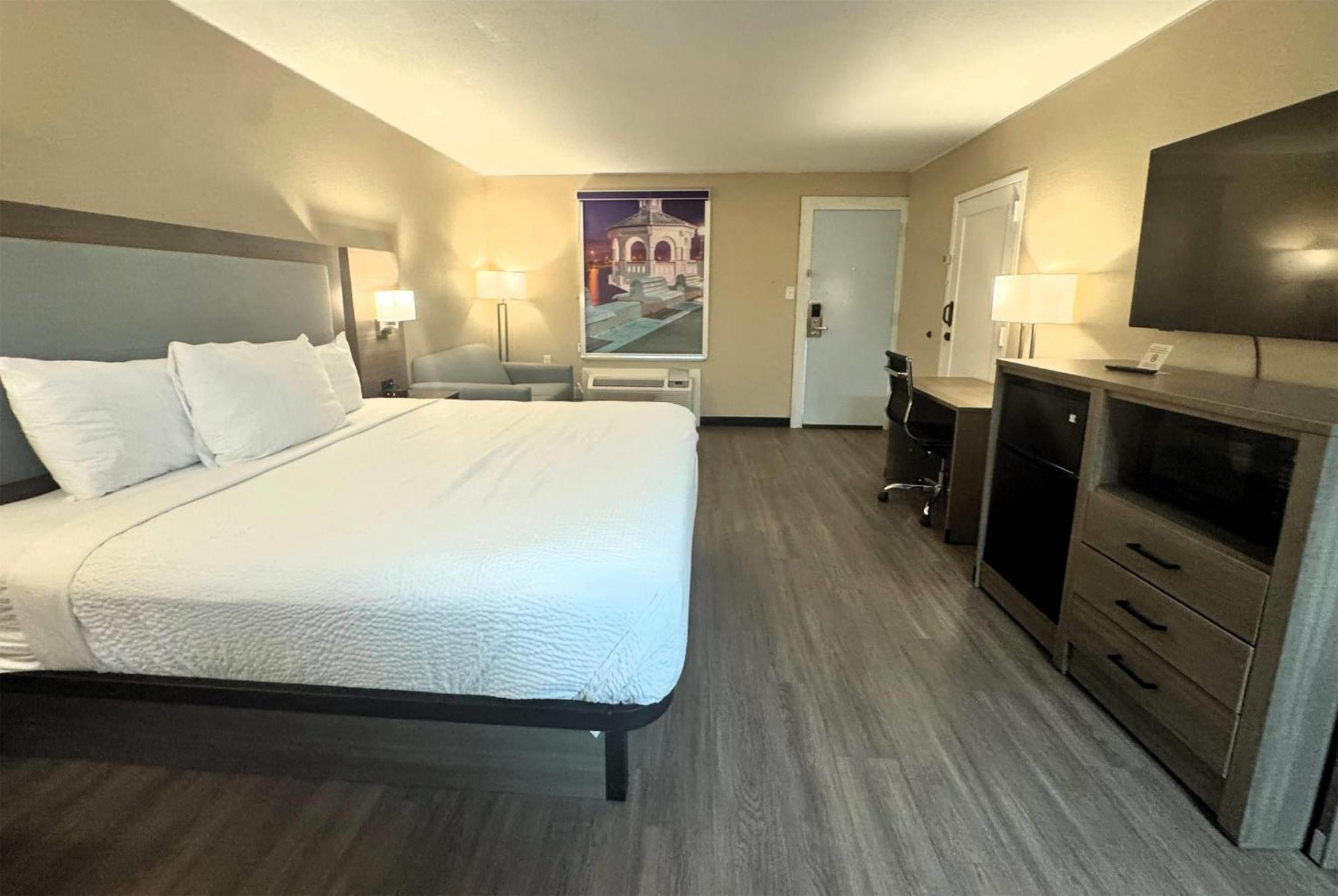 Baymont By Wyndham Corpus Christi Airport Hotel Eksteriør billede