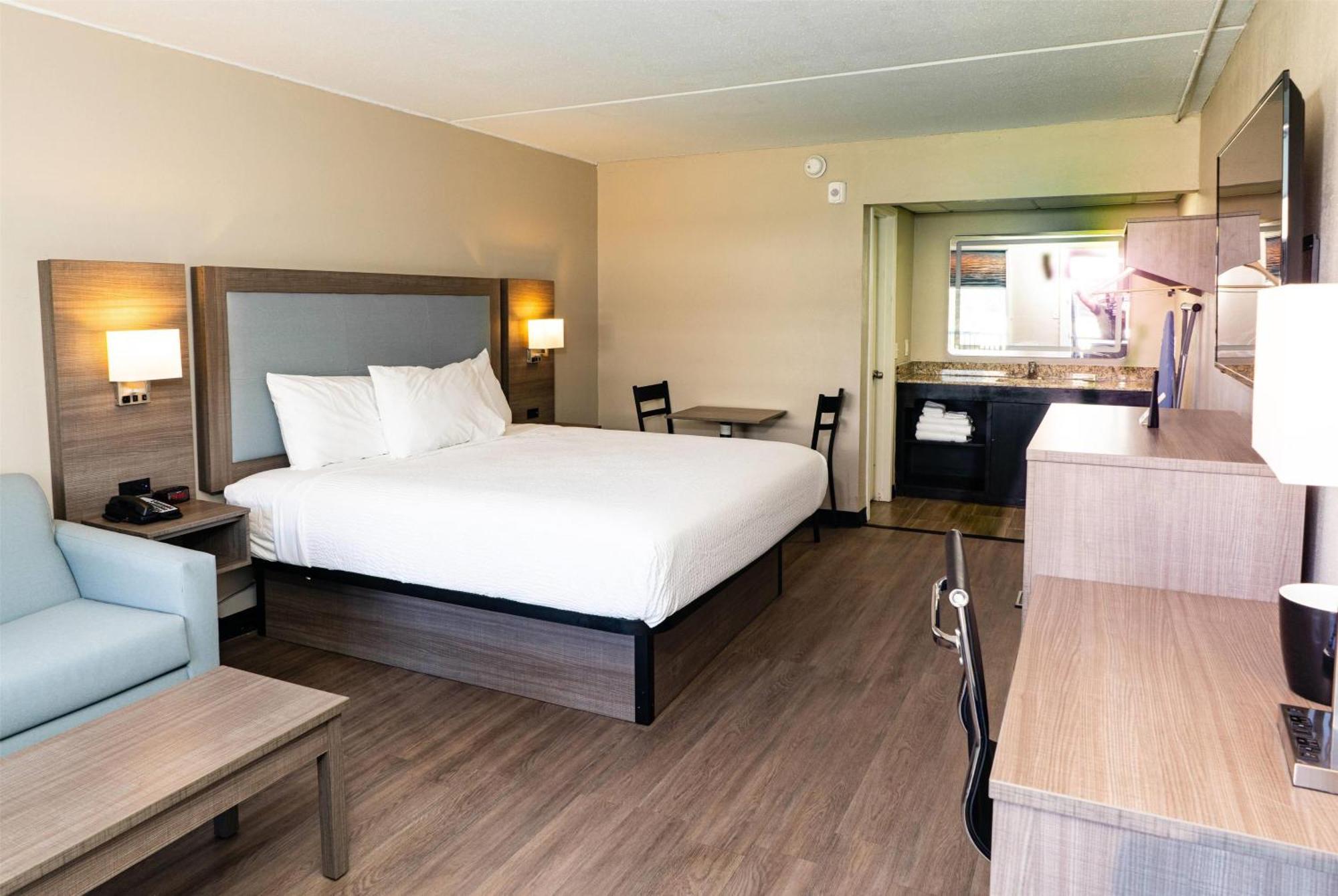Baymont By Wyndham Corpus Christi Airport Hotel Eksteriør billede